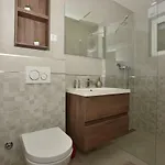Apartman Petra * Макарска
